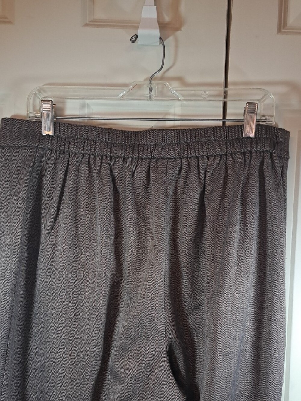Catherines Wide-Leg Dress Pants in Gray Pinstripe - Picture 5 of 7